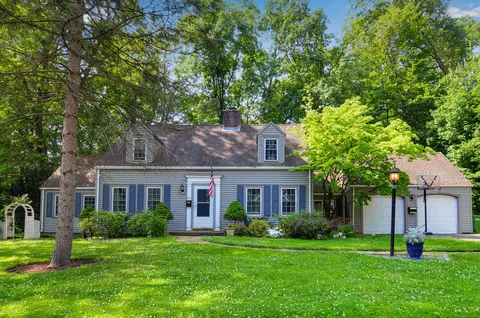 21 Kellogg St, Windsor, CT 06095