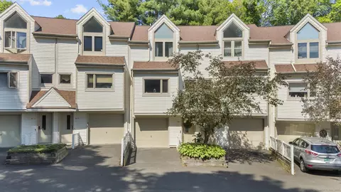 791 W Main St #C, Meriden, CT 06451