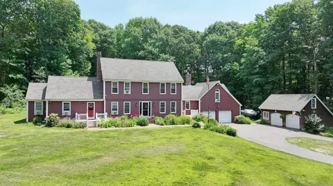 11 Flannery Row, East Hampton, CT 06424