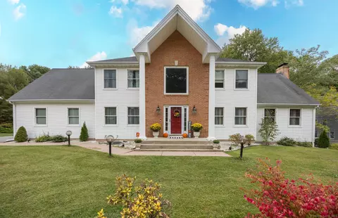 103 Evergreen Rd, Cromwell, CT 06416