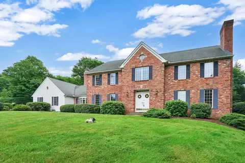 54 Eaglebrook Dr, Somers, CT 06071