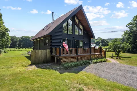 26 Tibbals Bridge Rd, Madison, CT 06443
