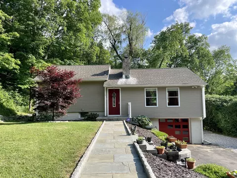 1 Echo Rd, Sherman, CT 06784