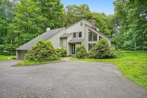 12 Mine Hill Rd, Redding, CT 06896
