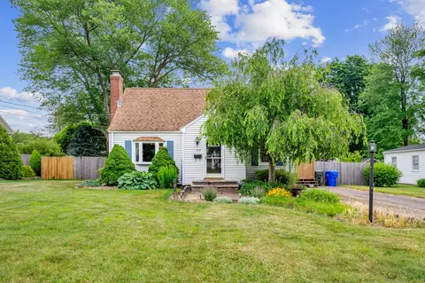 168 Valley Crest Dr, Rocky Hill, CT 06067