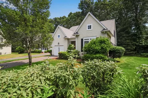 134 Turnberry Ln #134, Windsor, CT 06095