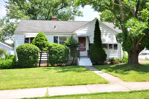 199 Mountain St, Hartford, CT 06106