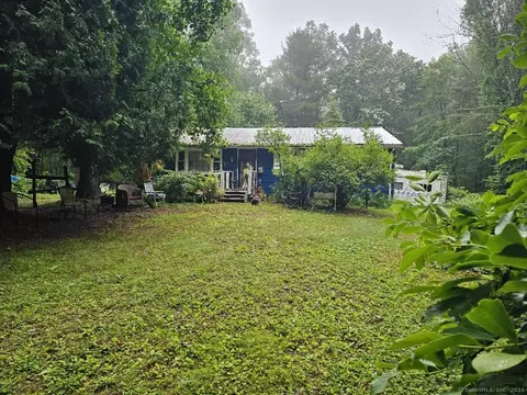 16 Fermier Rd, Willington, CT 06279