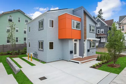 35 Adams St, Waterbury, CT 06704
