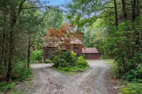 123 Highview Dr, Winchester, CT 06098