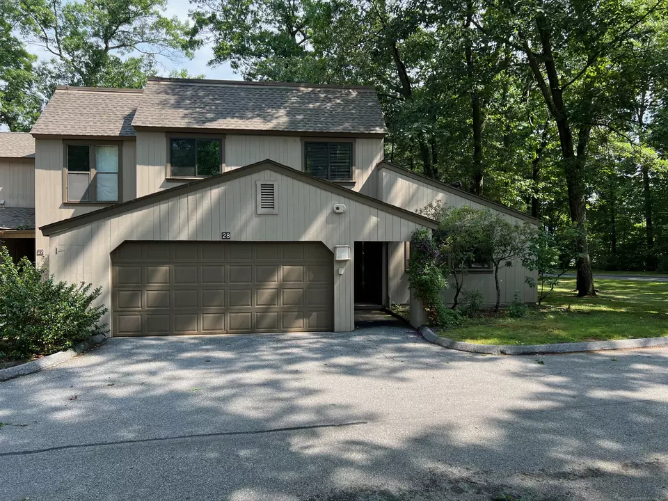 28 Cottonwood Dr 28, Avon, CT 06001 1 photo Movoto