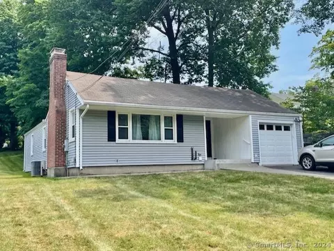 1074 Trout Brook Dr, West Hartford, CT 06119