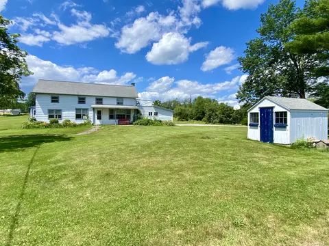 340 County Rd, Woodstock, CT 06281