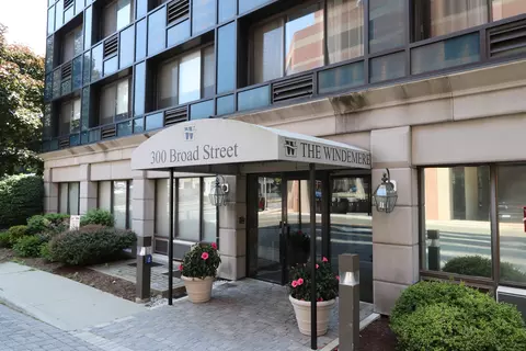 300 Broad St #301, Stamford, CT 06901
