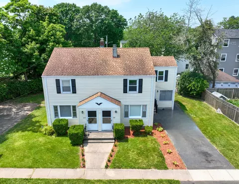 335 Light St, Stratford, CT 06614