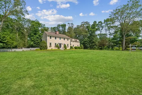 139 Charter Oak Rd, Southbury, CT 06488