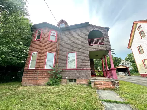 44 Annawan St, Hartford, CT 06114