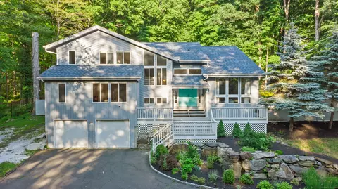 45 Katrina Cir, Bethel, CT 06801