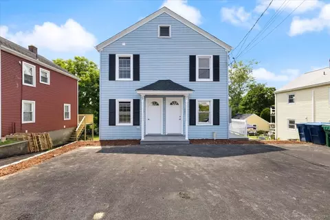 29 Olive St, Waterford, CT 06385