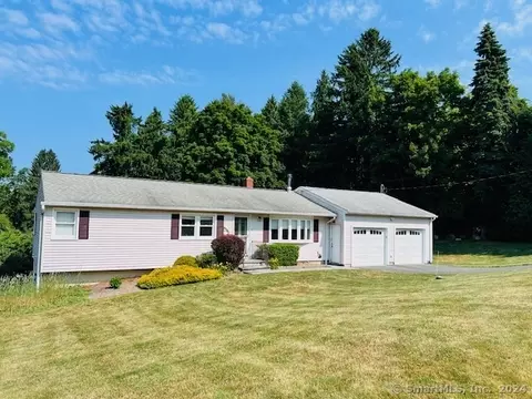 5 Hamilton Dr, Shelton, CT 06484