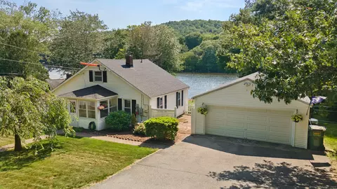 75 Kitemaug Rd, Uncasville, CT 06382