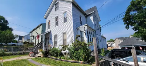 7 Cook St, Danbury, CT 06810