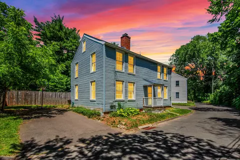 15 Red Hill Rd, Simsbury, CT 06081