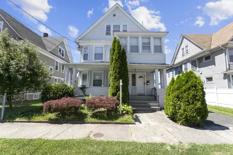 179 Whitney Ave, Bridgeport, CT 06606