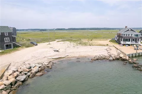 105 Circle Beach Rd, Madison, CT 06443