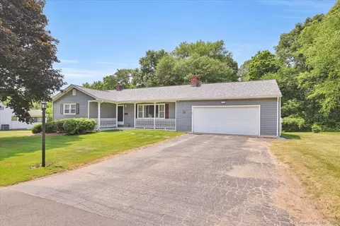 67 Algin Dr, Middlebury, CT 06762