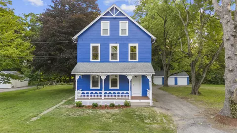 45 Buswell St, Ansonia, CT 06401