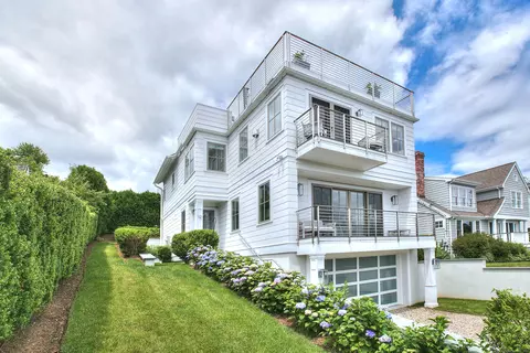 12 Sterling Dr, Westport, CT 06880