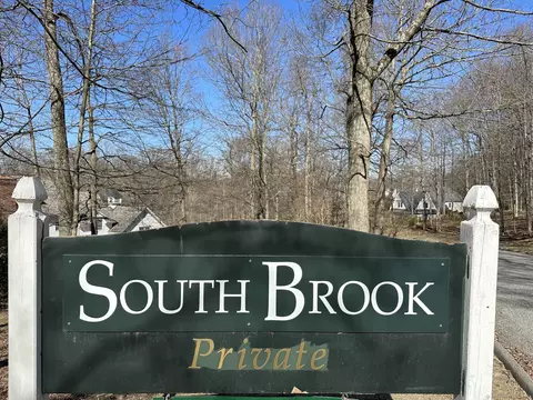 lot Apt 23 South Brook Dr, Stamford, CT 06903