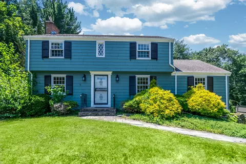 391 Founders Rd, Glastonbury, CT 06033