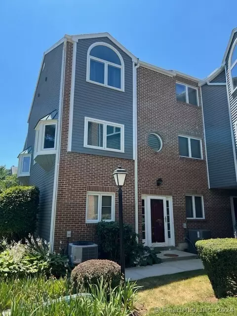 7 Seir Hill Rd #25, Norwalk, CT 06850