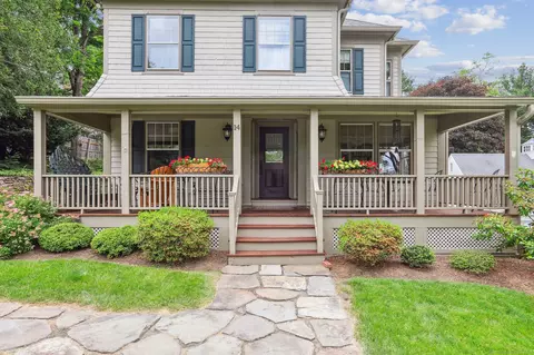 14 Aspetuck Ave, New Milford, CT 06776