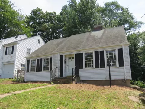 19 Durham St, Hartford, CT 06112