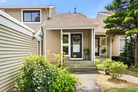 592 Mountain Rd # B, West Hartford, CT 06117
