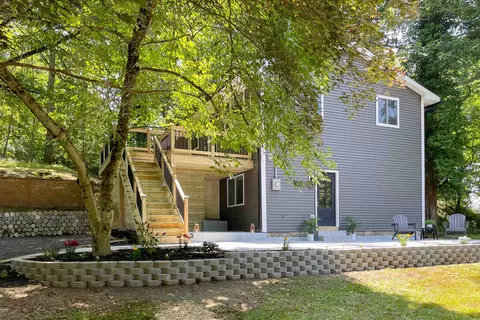 299 Shore Dr, Guilford, CT 06437
