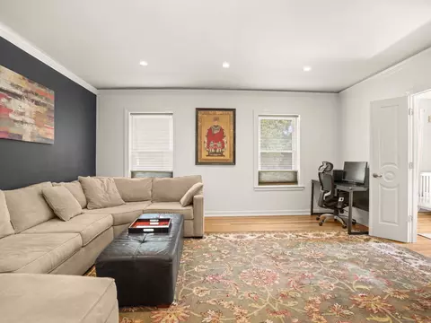 110 Woodside Grn #1A, Stamford, CT 06905