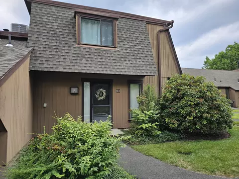 63 Mallard Dr #63, Avon, CT 06001