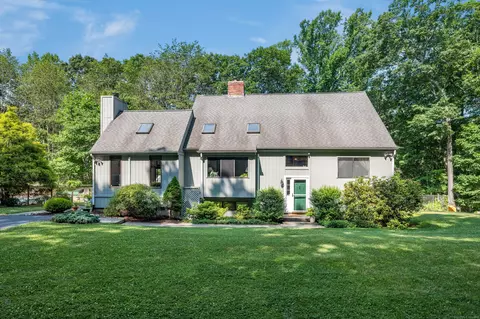 339 Warpas Rd, Madison, CT 06443