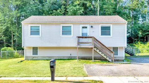 268 Roanoak Ave, Willimantic, CT 06226