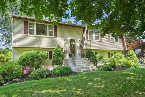 1167 New London Tpke, Glastonbury, CT 06033