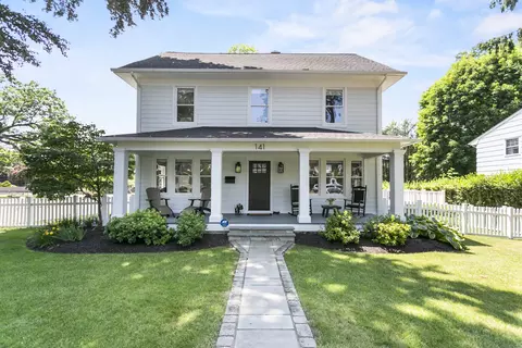 141 Warwick Ave, Fairfield, CT 06825