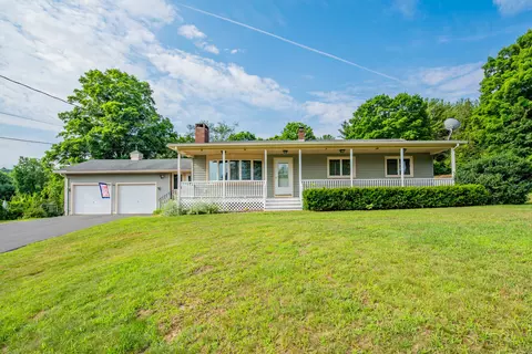 28 Chestnut Hill Rd, Stafford Springs, CT 06076