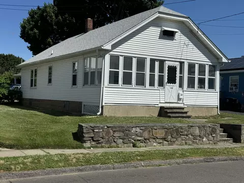 1080 E Broadway, Milford, CT 06460