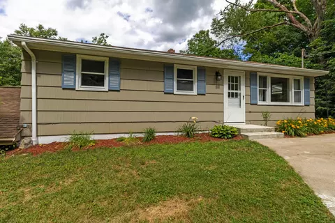 5 Gilman Rd, Bozrah, CT 06336