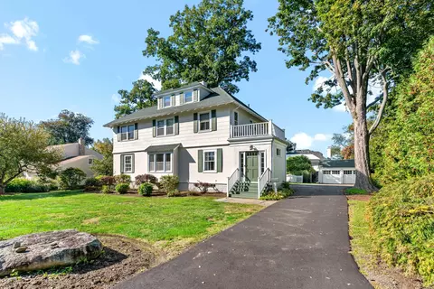 21 Cresthill Pl, Stamford, CT 06902