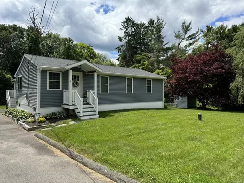26 Colchester Ave, East Hampton, CT 06424